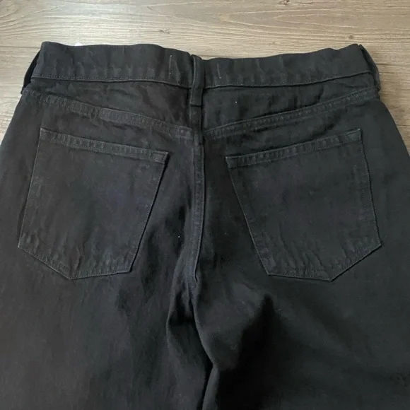 Abercrombie & Fitch Low Rise Ultra Loose Jean - Picture 2 of 9